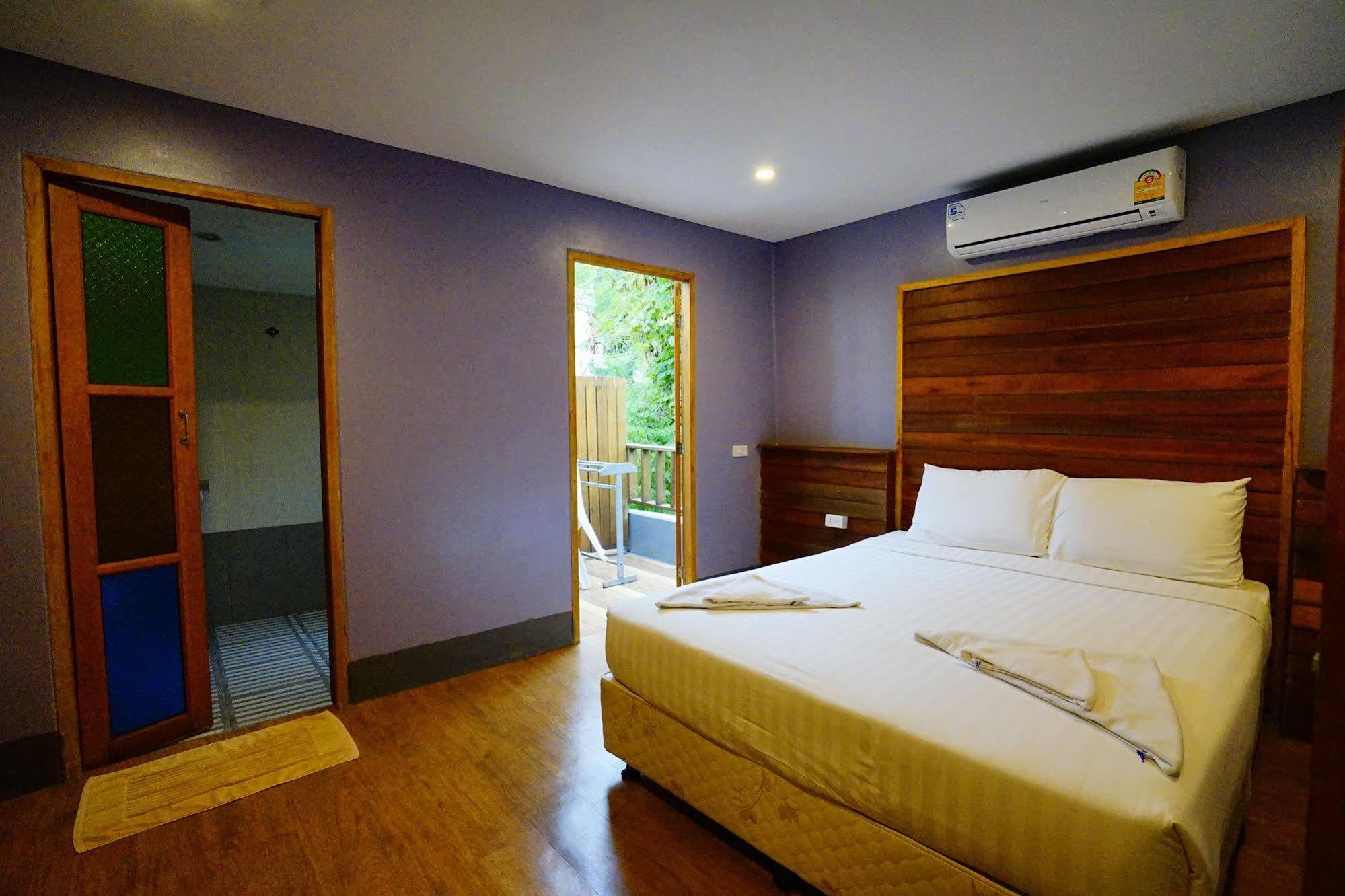 Apple Beachfront Resort Trat Exterior foto