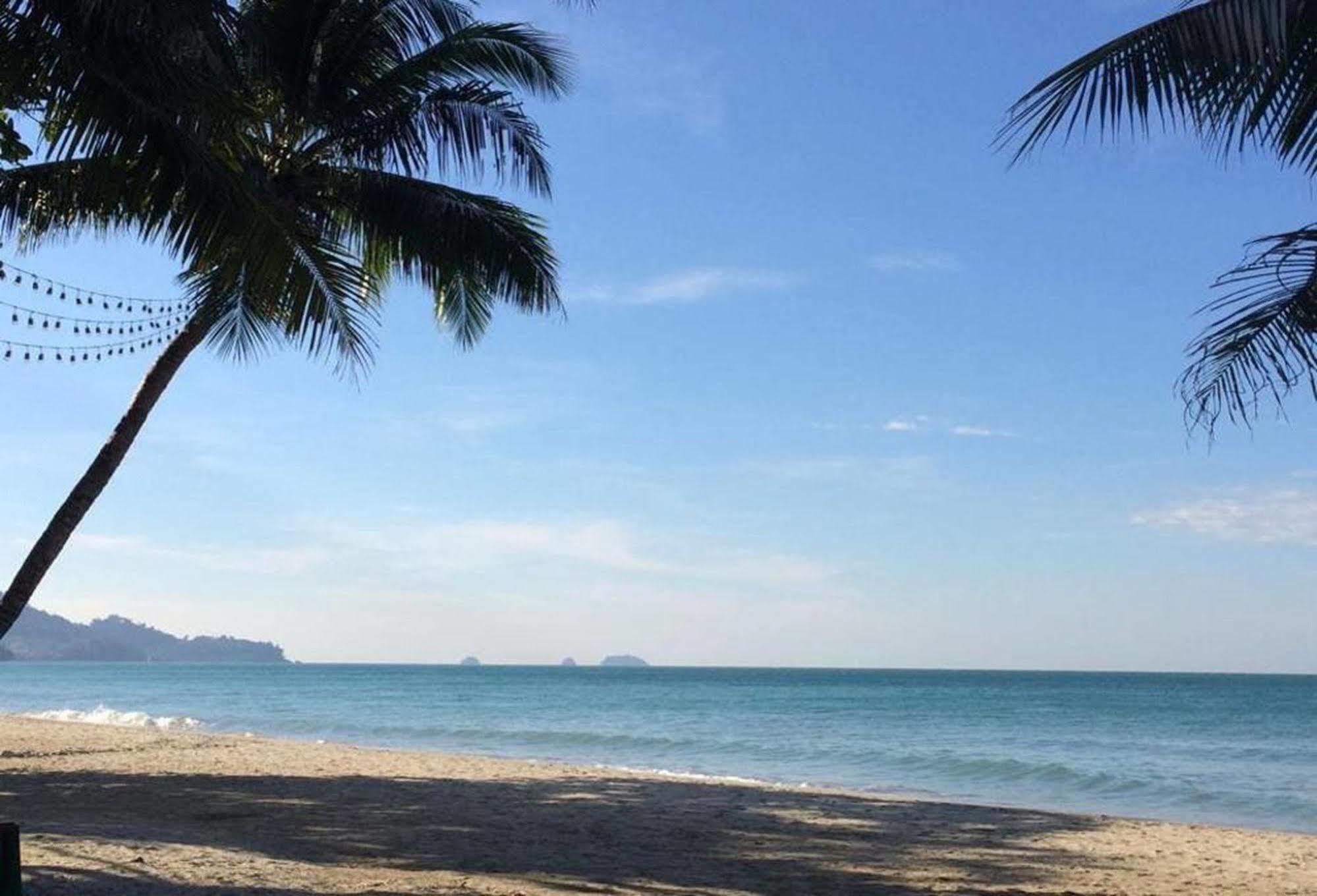 Apple Beachfront Resort Trat Exterior foto