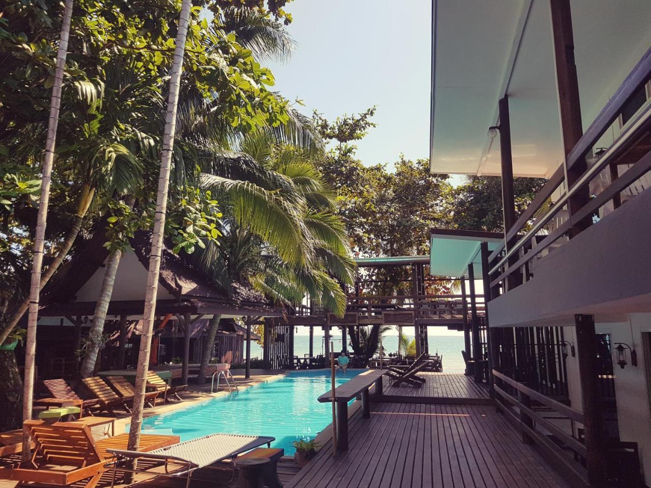 Apple Beachfront Resort Trat Exterior foto